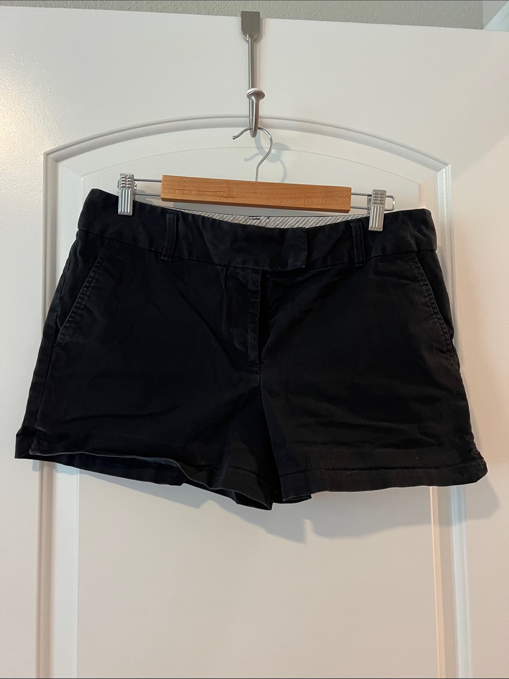 LOFT Black Casual Women’s Chino Shorts